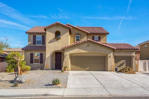 15929 Golden Meadow Ln, Victorville, CA 92394-6732