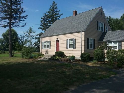 285 School St, Bloomfield, CT 06002-2722