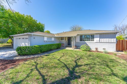 3187 Baker Dr, Concord, CA 94519-2111