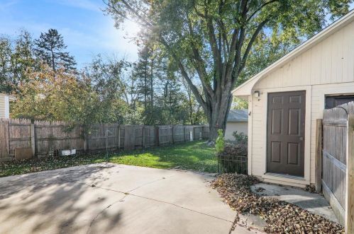 410 Beaver St, Beaver Dam WI  53916-1622 exterior