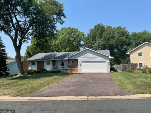 3949 Wisconsin Ave, Minneapolis, MN 55427-1155