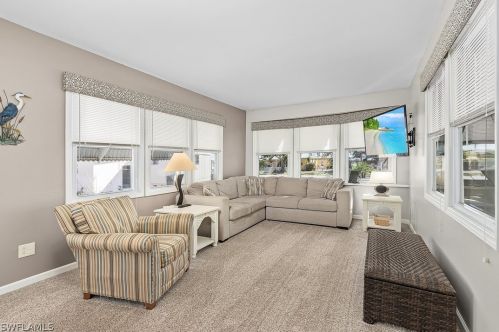 4794 Sandpiper Dr, Saint James City FL  33956-2833 exterior