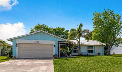 2098 Watercrest St, Fort Pierce, FL 34984-4767