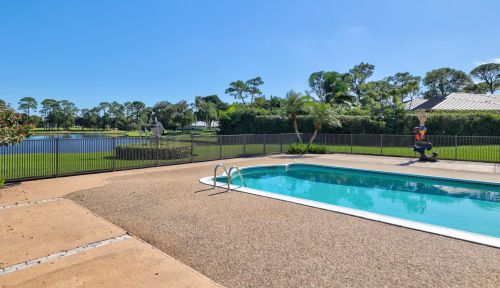 5215 Estates Dr, Delray Beach FL  33445-4385 exterior