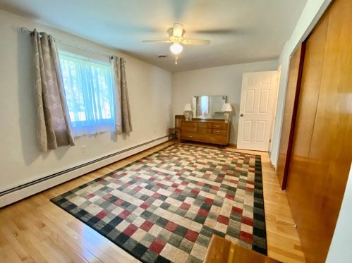 1521 Sycamore St, South Connellsville PA  15425-4954 exterior