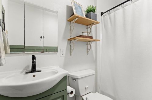 3613 Gregory St, Madison WI  53711-1729 exterior