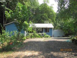 6104 Little River Rd, Glide, OR 97443-9793