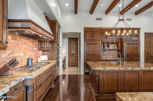 8537 Los Gatos Dr, Scottsdale AZ 85255-5063 exterior