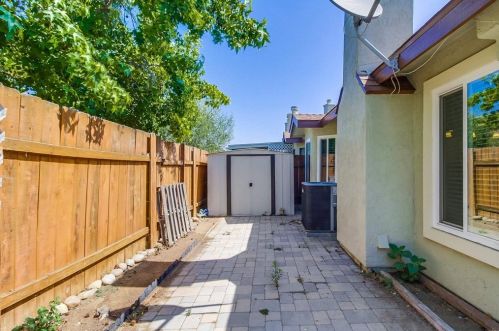 2542 Euclid Ave, San Diego CA 92105-2923 exterior