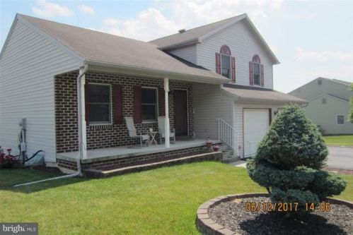 318 Big Spg Rd, Etters PA  17319-9313 exterior