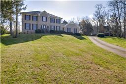 522 Utley Dr, Goodlettsville, TN 37072-1344