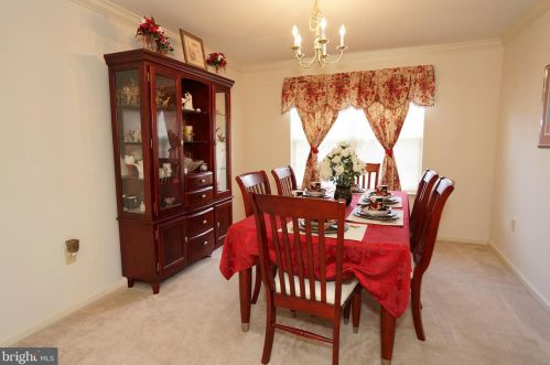 1941 Canyon Creek Rd, Gilbertsville PA  19525-7002 exterior