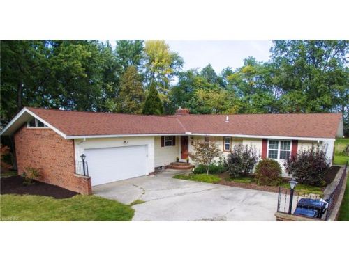 941 Elywood Dr, Elyria, OH 44035-3601