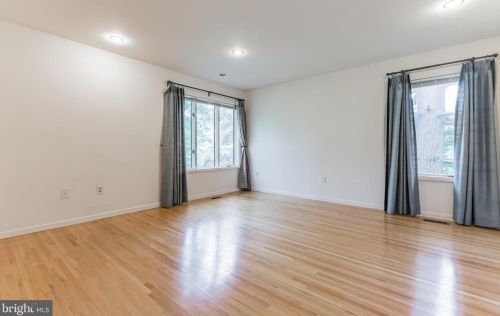 12 Oak Pl, Princeton NJ  08540-4745 exterior