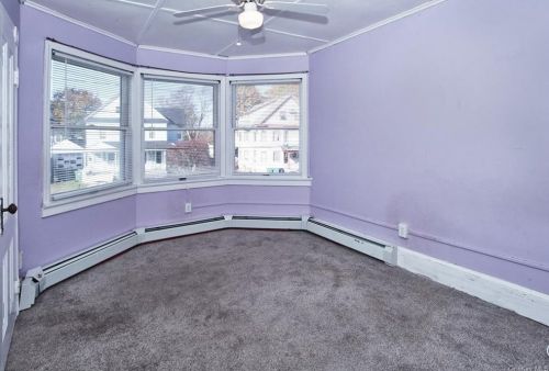 10 Royce Ave, Middletown NY  10940-4709 exterior