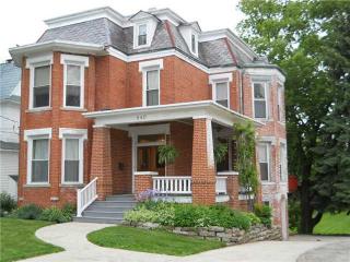 640 Holgate Ave, Defiance, OH 43512-2038