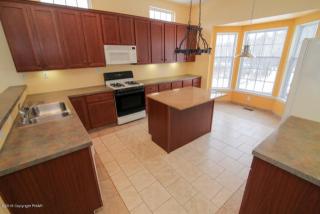 3156 Pine Valley Way, East Stroudsburg PA  18302-6703 exterior