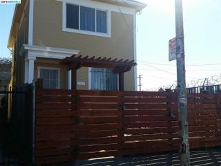 2314 Myrtle St, Oakland, CA 94607-3410