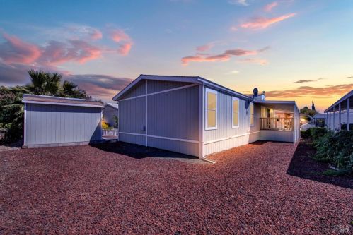 1597 Alamo Dr, Vacaville CA  95687-6001 exterior