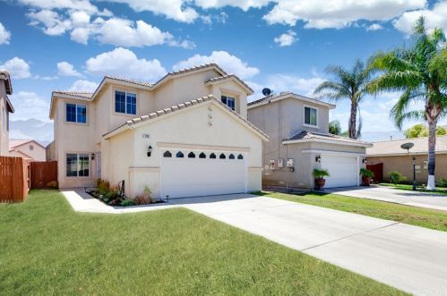 752 Laxford Rd, San Jacinto CA  92583-6533 exterior