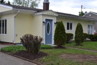 1126 Ontario St, Utica, NY 13501-2737