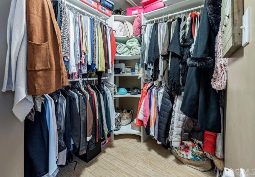 31 Portsmouth Dr, Old Bridge NJ  08857-3116 exterior