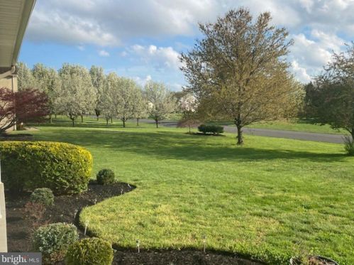 55 Kings Ct, Swedesboro NJ  08085-5033 exterior