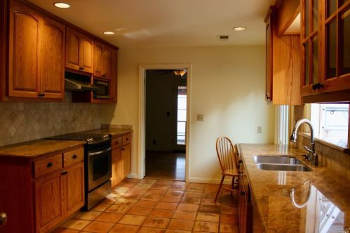 395 Spg St, Ukiah CA  95482-4221 exterior