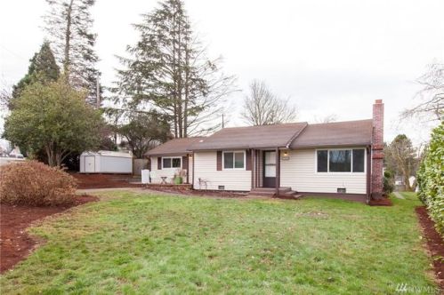 11008 Crestwood Dr, Seattle, WA 98178-3126