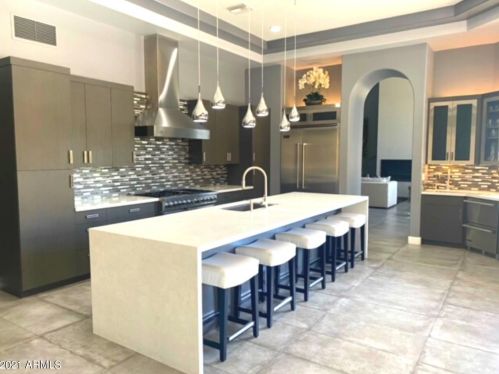 2939 Bonanza Rd, Gilbert, AZ 85297-7607