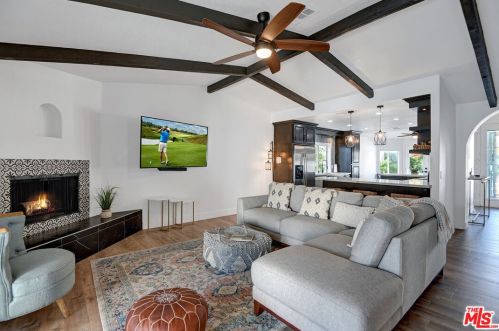 54404 Avenida Madero, La Quinta CA  92253-3620 exterior