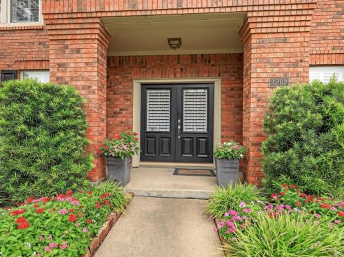 3207 Wyndham Ln, Richardson, TX 75082-3135