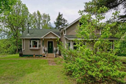 227 Plank Rd, Poestenkill, NY 12140-3310