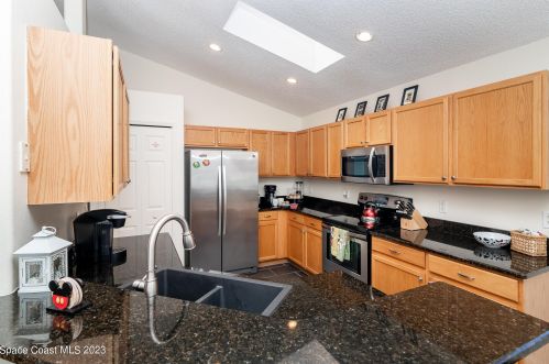 2631 Autumn Creek Cir, Kissimmee FL  34747-2236 exterior