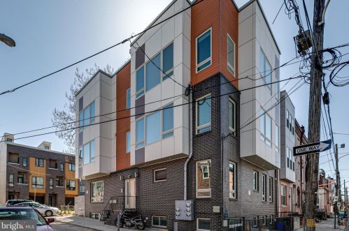 1225 28th St, Philadelphia PA  19146-3726 exterior