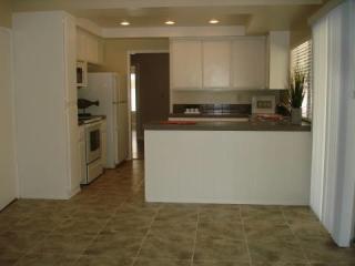 459 Delage Ct, Encinitas CA  92024-4752 exterior