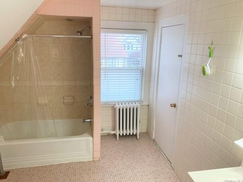 269 Rich Ave, Mount Vernon NY  10550-1511 exterior