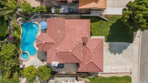 8512 Rosemary Dr, Riverside CA exterior