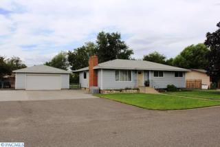612 Road 37, Pasco, WA 99301-3138