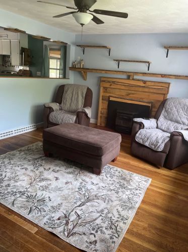 16 Budron Ave, Salem, NH 03079-4447
