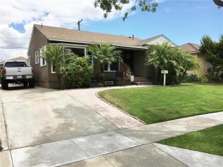 4722 Lomina Ave, Lakewood, CA 90713-2331