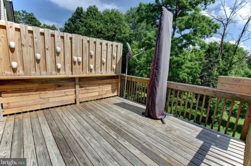 68 Ashford Dr, West Enola, PA 17025-2330