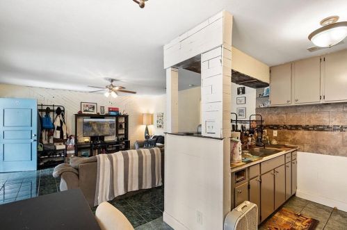 4711 Blueberry Trl, Austin TX 78723-5308 exterior