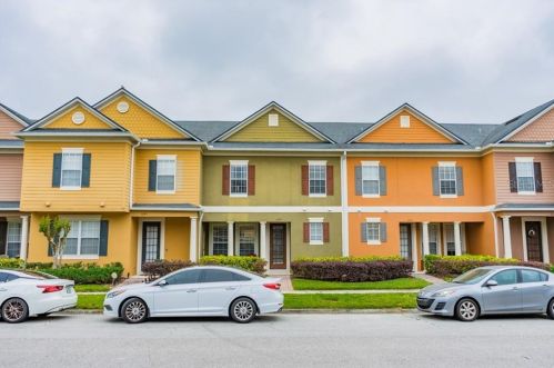 6147 Chapledale Dr, Orlando, FL 32829-7717