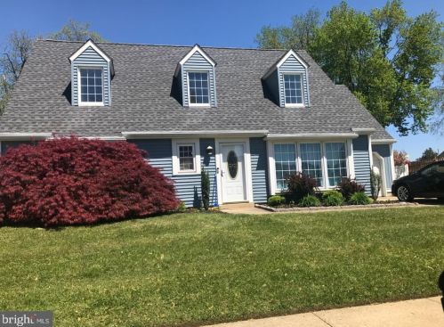 110 Wilshire Ave, West Deptford, NJ 08096-4226