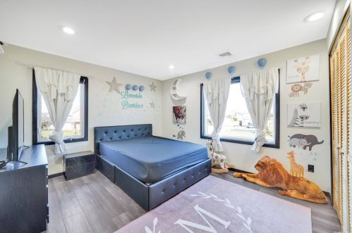 110 Schooner Ln, Copiague NY  11726-5311 exterior