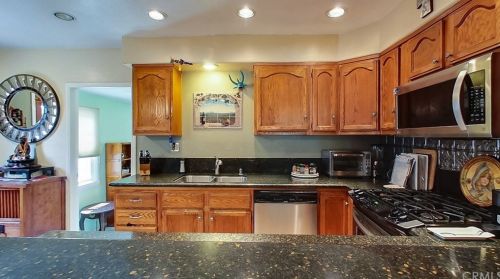 4333 Falcon Ave, Long Beach CA 90807-2503 exterior