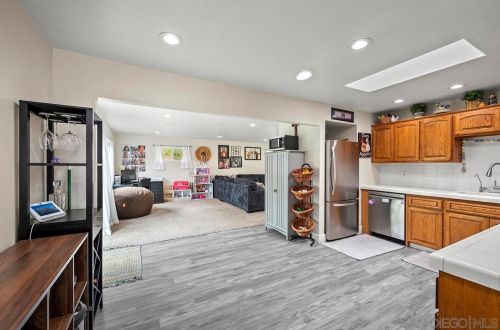 2322 Finch Ln, San Diego CA  92123-3715 exterior