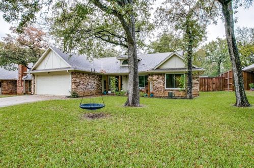 7513 Woodhaven Dr, Fort Worth, TX 76182-9215