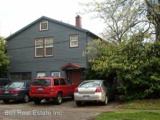 320 15th Ave, Eugene OR  97401-4252 exterior